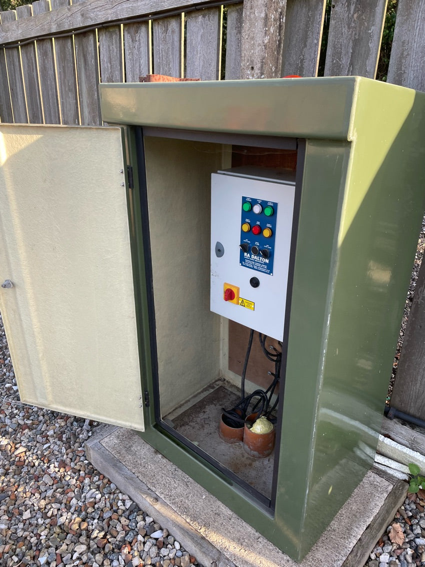 K1 H1000 x W600 x D350 GRP Electrical Kiosk Cabinet Single Door