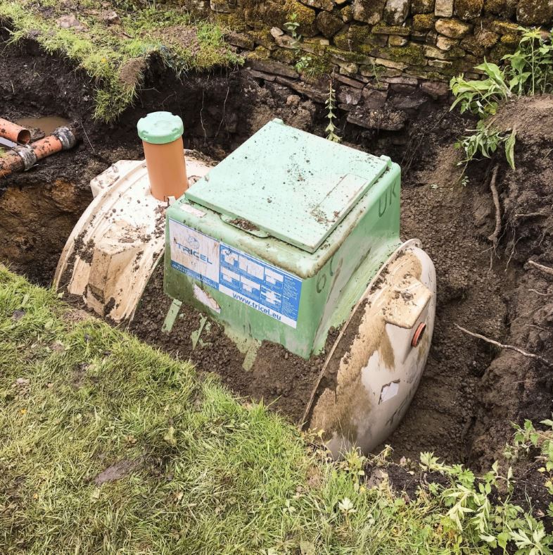 Tricel Novo UK6 Sewage Treatment System (Up To 6 person)